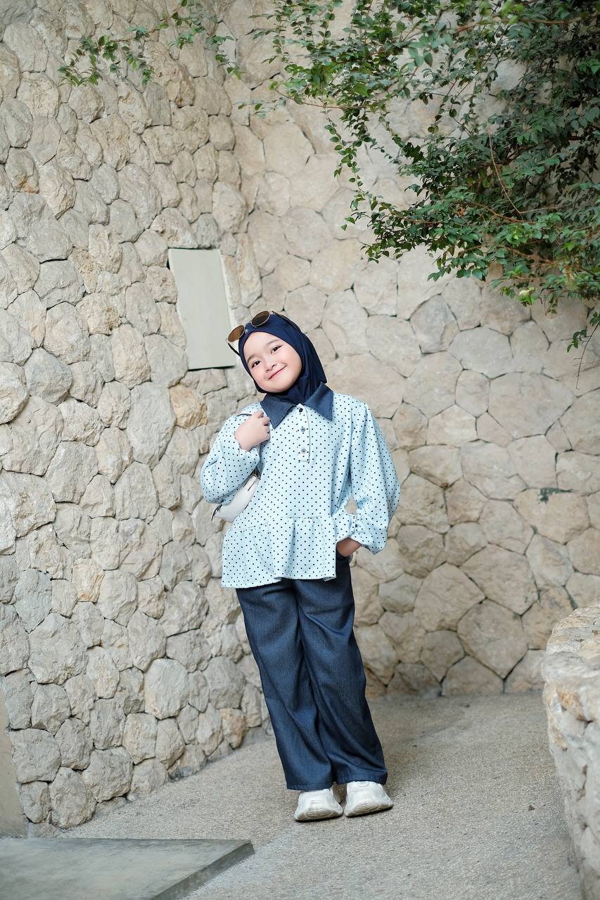Agatha one set