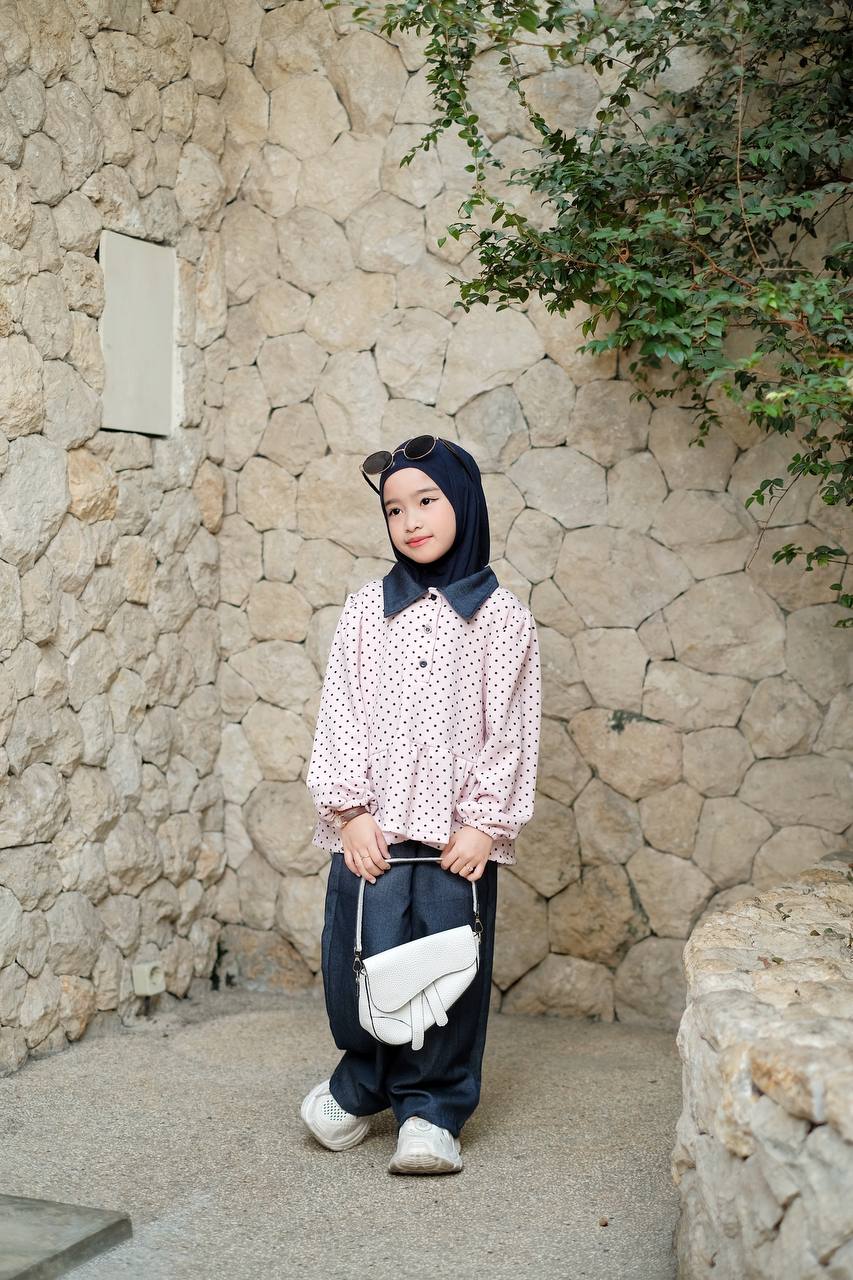 Agatha one set
