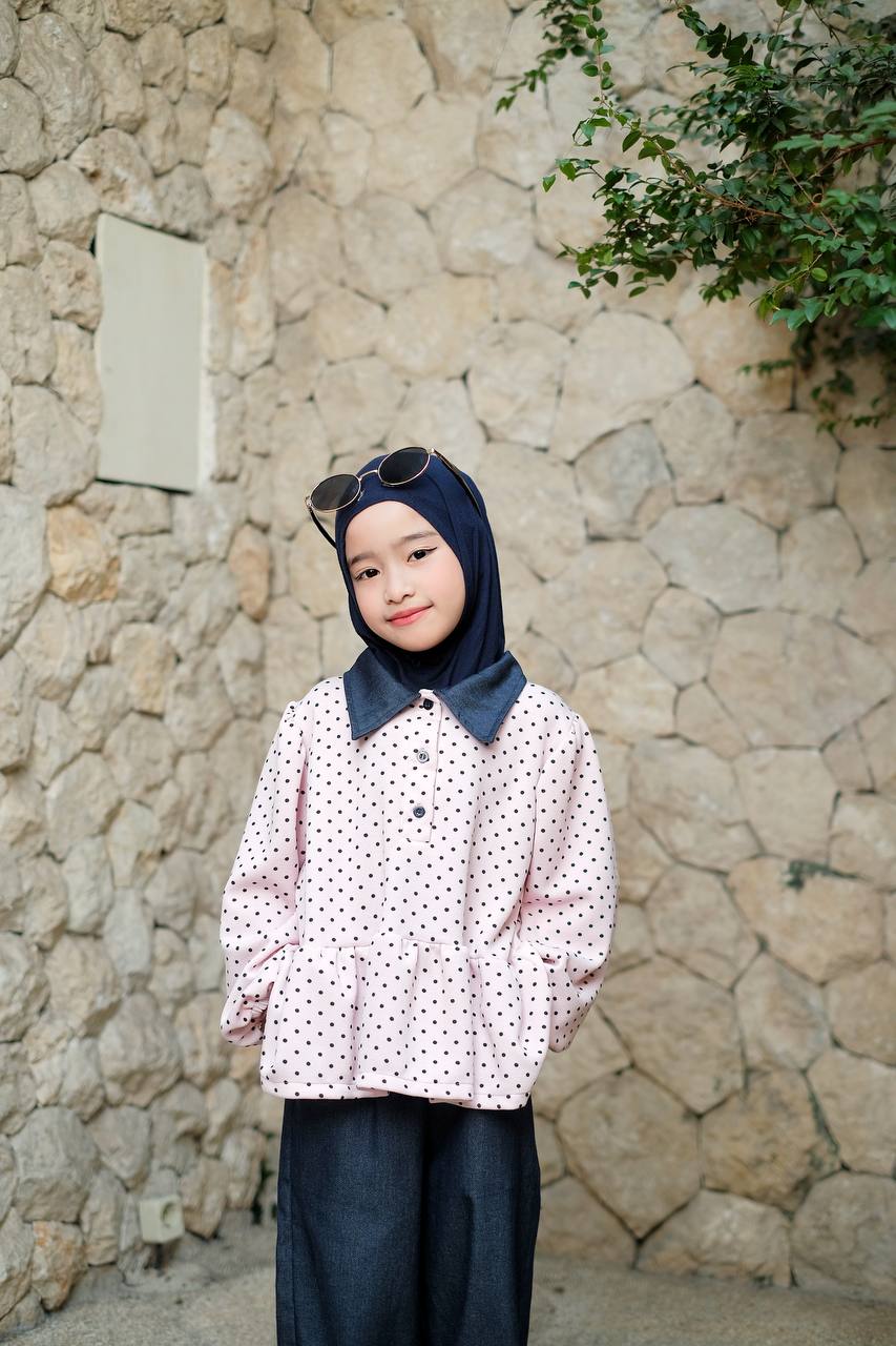 Agatha one set