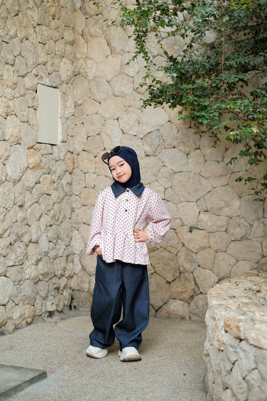 Agatha one set