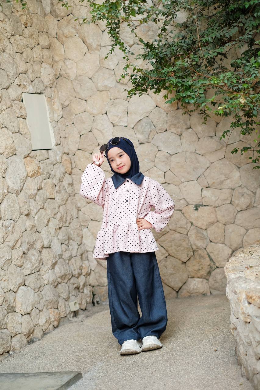 Agatha one set