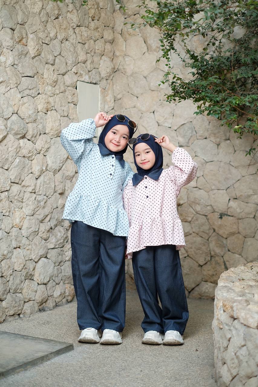Agatha one set