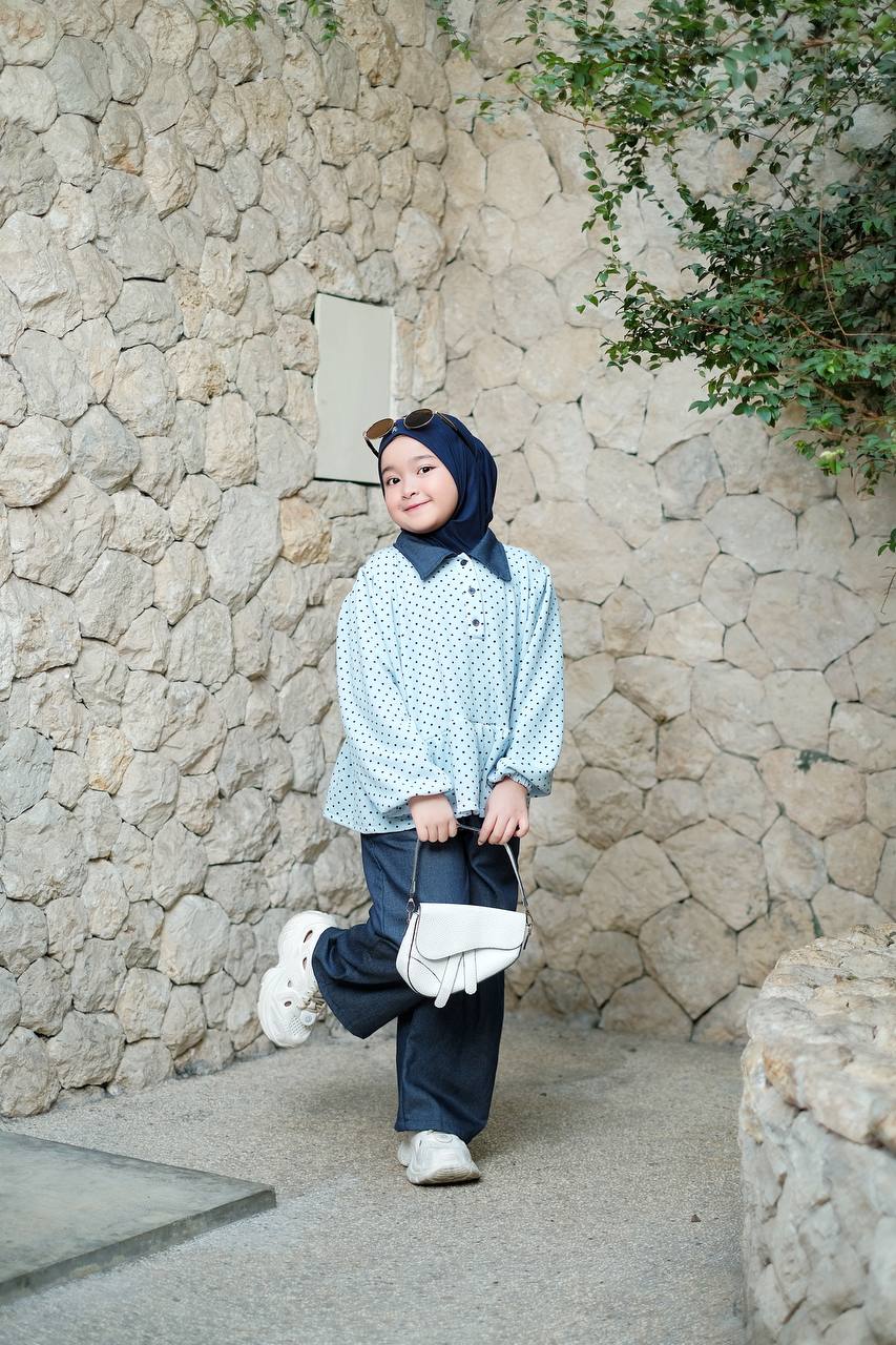 Agatha one set